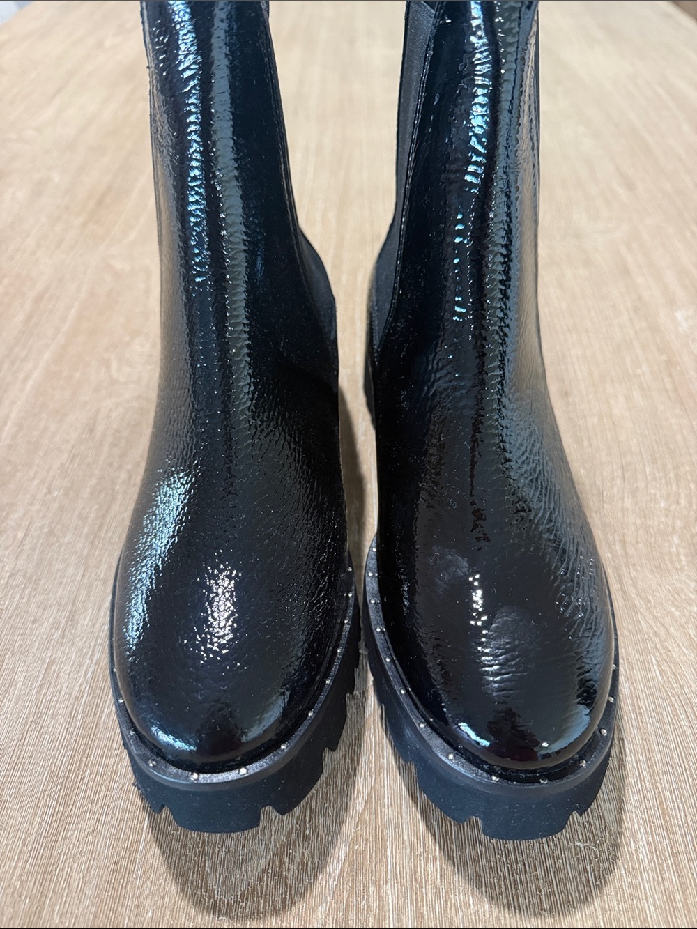 Freda Salvador Brooke Rain Resistant Boots  Crinkled Black - Brand New Size 8